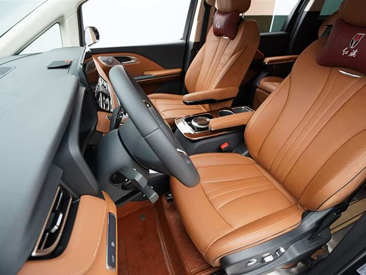 Фото 4 - Hongqi HQ9