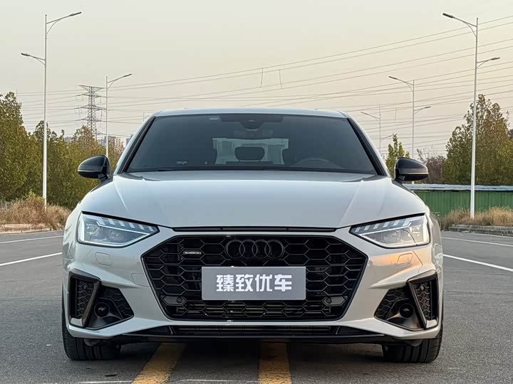 Фото 2 - Audi A4L