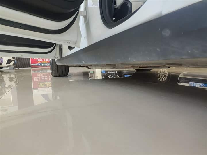 Фото 22 - Geely Galaxy L6