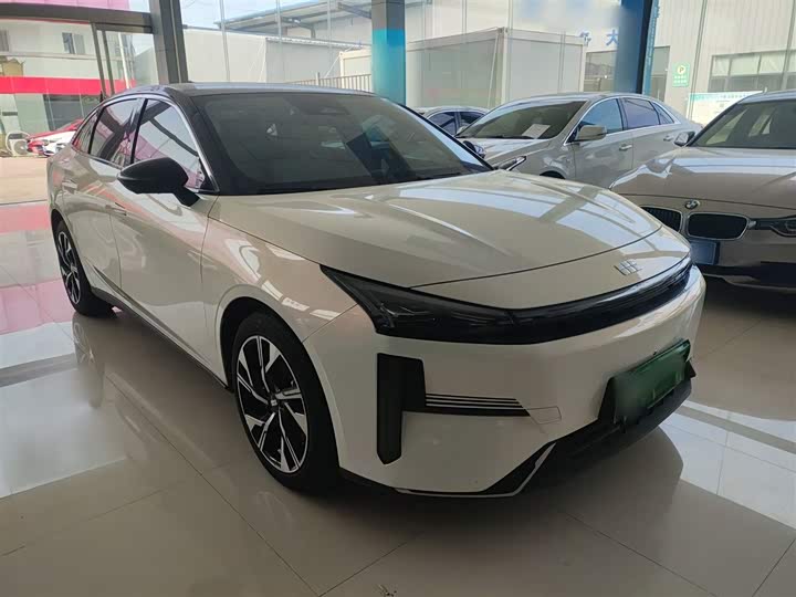 Фото 4 - Geely Galaxy L6