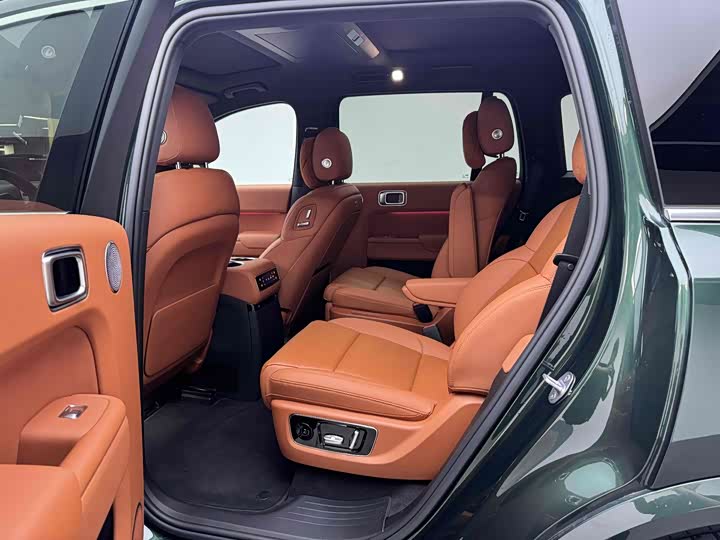 Фото 8 - LiXiang L9