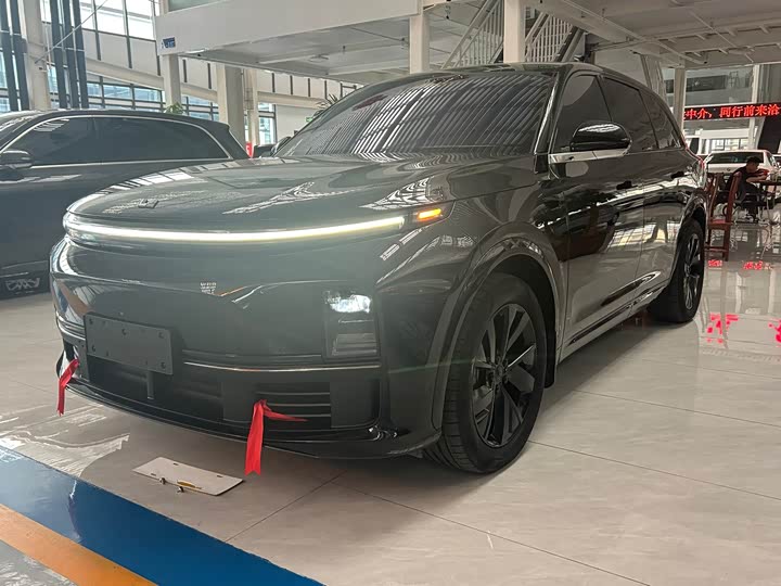 Фото 2 - LiXiang L7