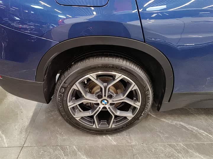 Фото 26 - BMW X1