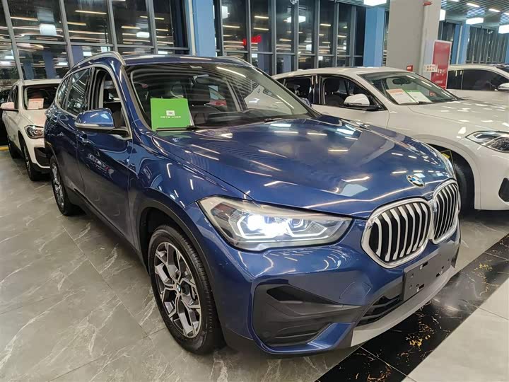 Фото 4 - BMW X1