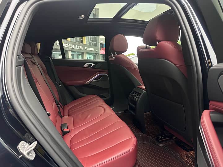 Фото 23 - BMW X6