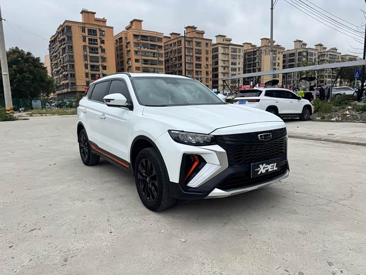 Фото 4 - Geely Atlas