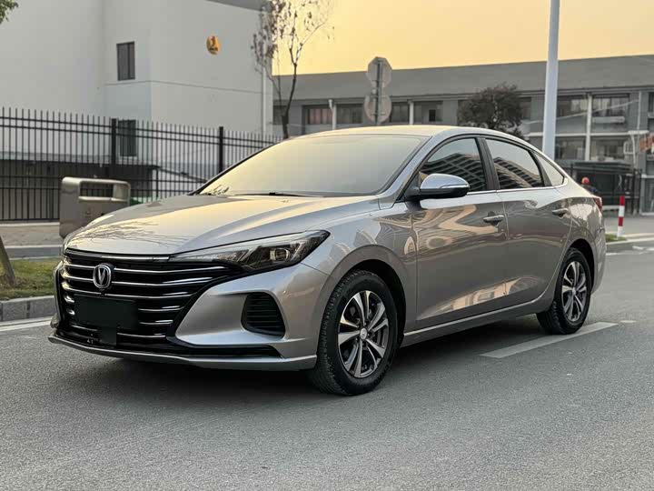 Фото 1 - Changan Eado Plus