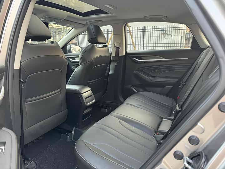 Фото 6 - Changan Eado Plus