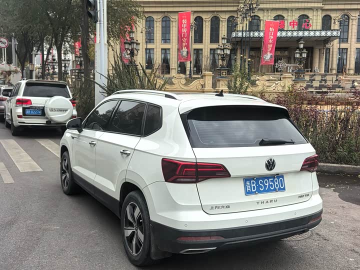 Фото 11 - Volkswagen Tharu