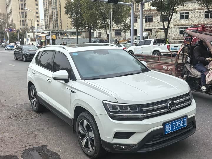 Фото 3 - Volkswagen Tharu