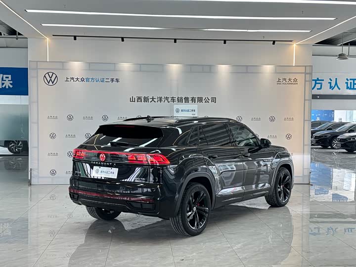 Фото 2 - Volkswagen Teramont X