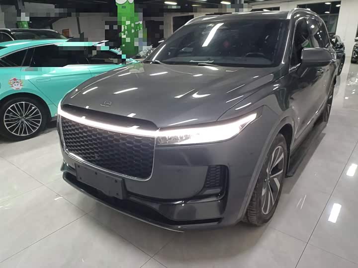 Фото 1 - LiXiang One