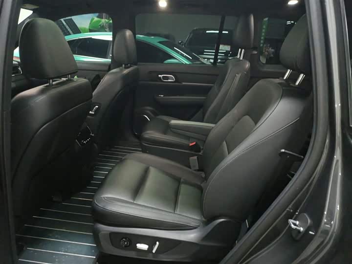 Фото 17 - LiXiang One