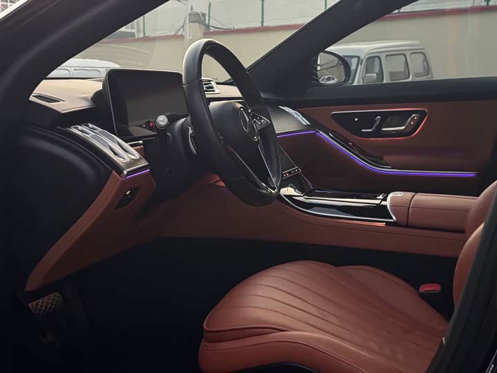 Фото 8 - Mercedes-Benz S-Class