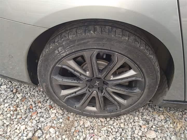 Фото 26 - XPeng P7