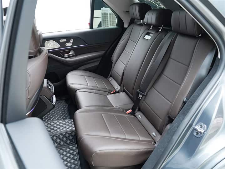 Фото 4 - Mercedes-Benz GLE-Class