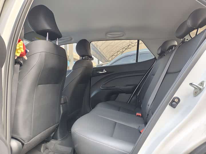 Фото 6 - Kia KX1