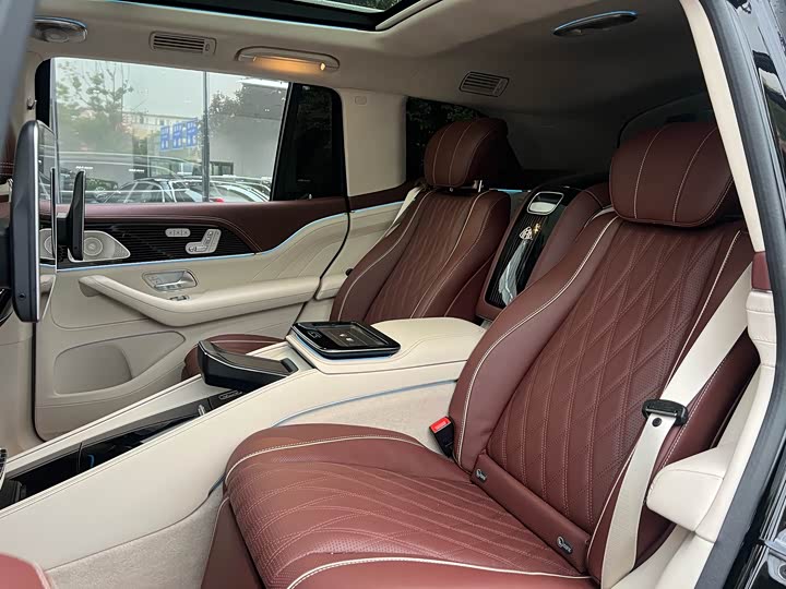 Фото 6 - Mercedes-Benz Maybach GLS