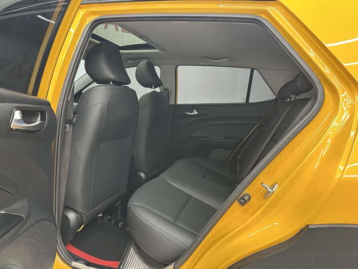 Фото 5 - Kia KX1