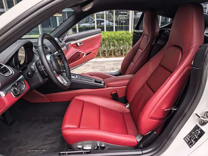 Фото 17 - Porsche 718