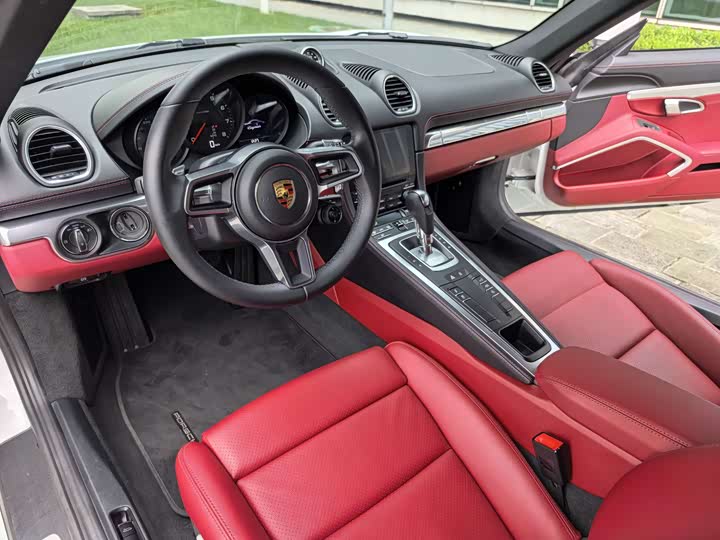 Фото 18 - Porsche 718