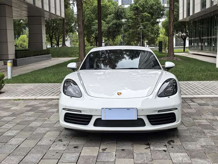 Фото 2 - Porsche 718