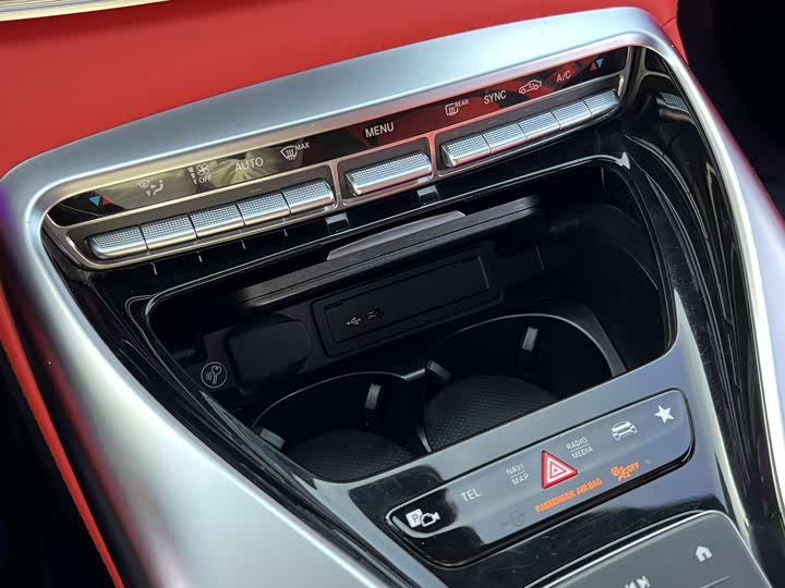 Фото 16 - Mercedes-Benz AMG GT