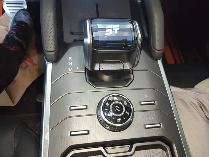 Фото 14 - Jetour T2