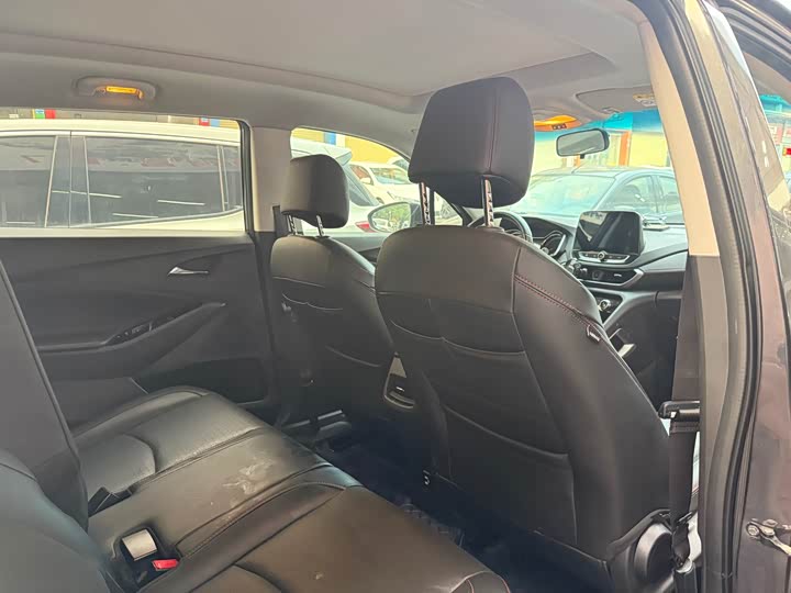 Фото 3 - Chevrolet Orlando