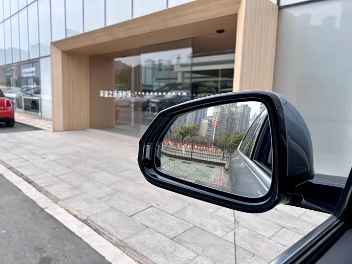 Фото 11 - BMW X1