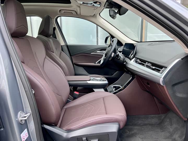 Фото 16 - BMW X1