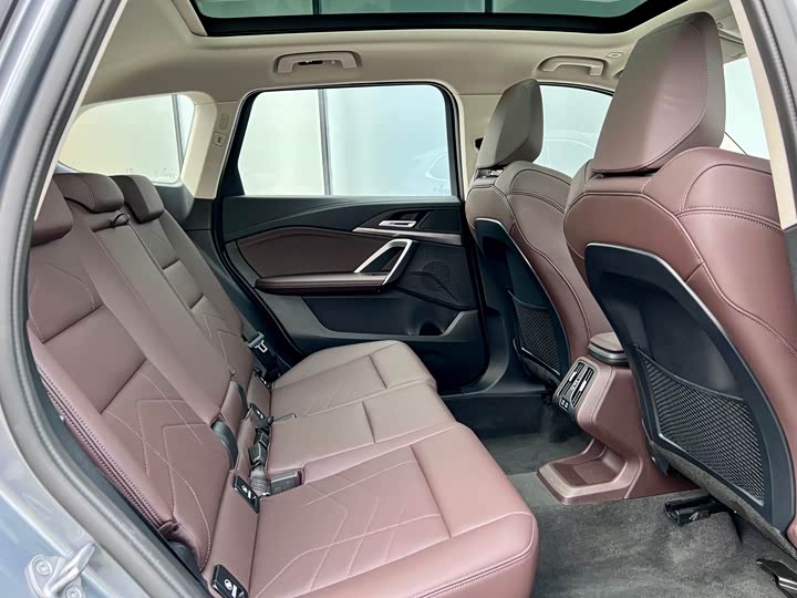 Фото 17 - BMW X1