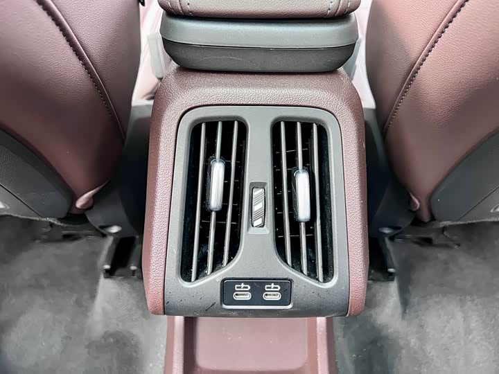 Фото 24 - BMW X1