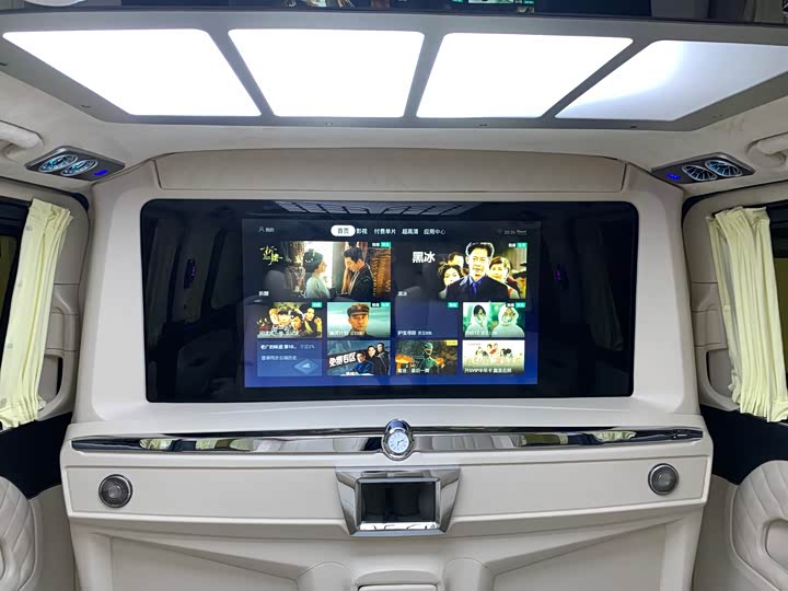 Фото 10 - Mercedes-Benz Vito