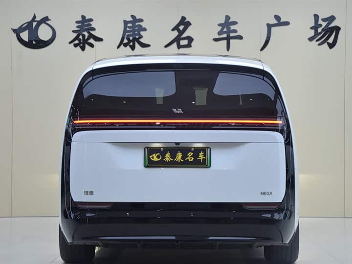 Фото 3 - LiXiang Mega