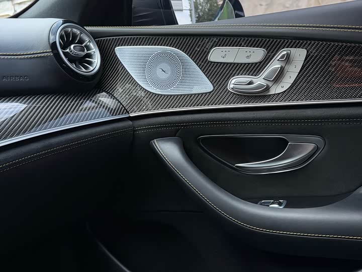 Фото 11 - Mercedes-Benz AMG GT