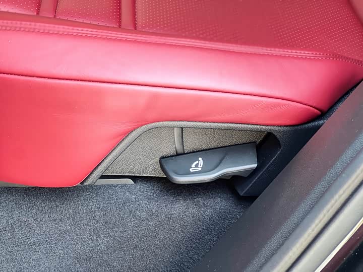 Фото 17 - Porsche Cayenne