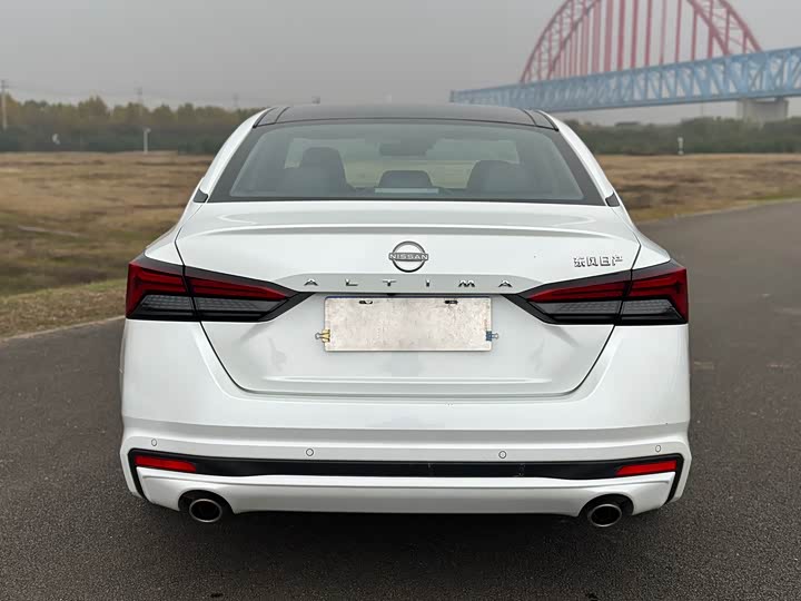 Фото 18 - Nissan Teana