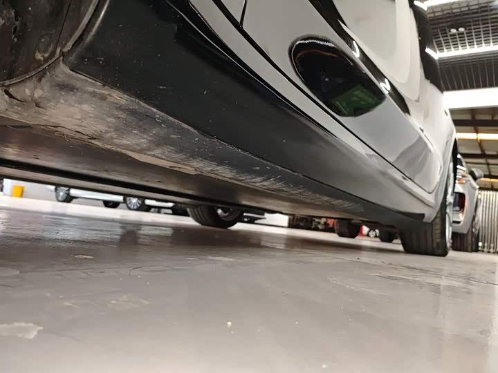 Фото 22 - Tesla Model 3