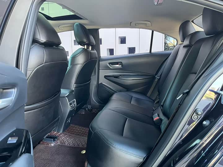 Фото 6 - Toyota Allion