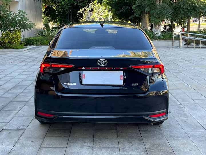 Фото 8 - Toyota Allion