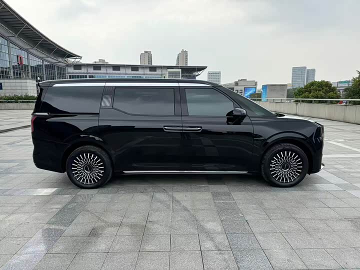 Фото 7 - Zeekr 009