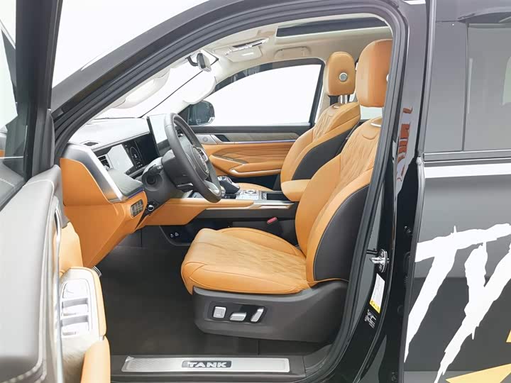 Фото 10 - Tank 500 Hybrid