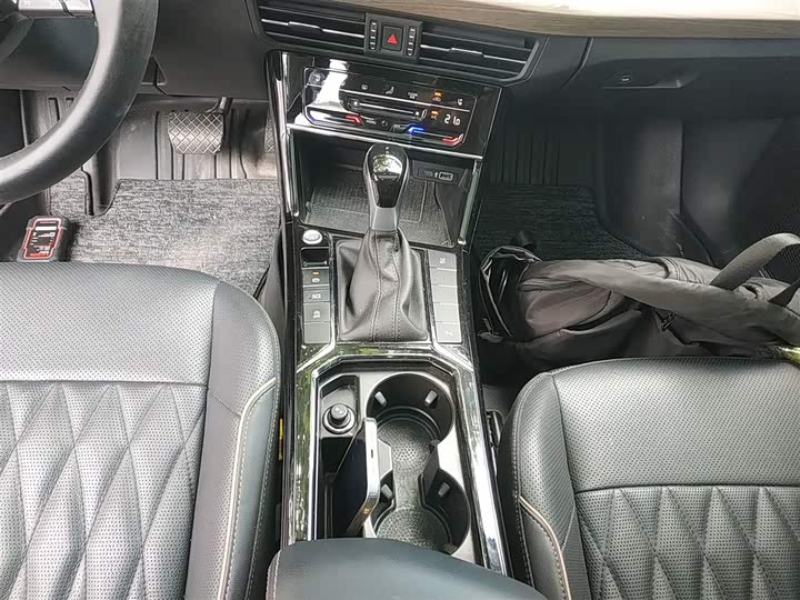 Фото 6 - Volkswagen Passat