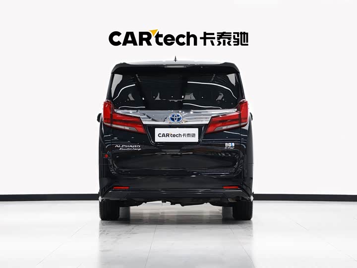 Фото 10 - Toyota Alphard