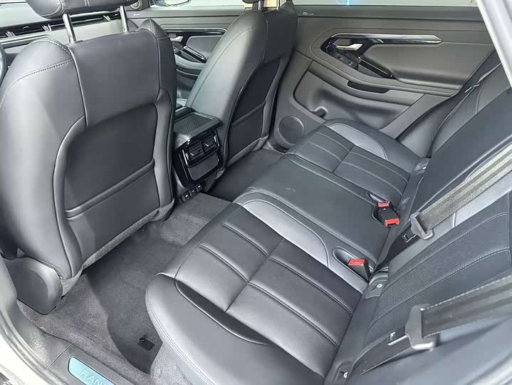 Фото 10 - Land Rover Range Rover Evoque L