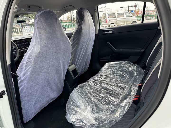 Фото 9 - Volkswagen Lavida