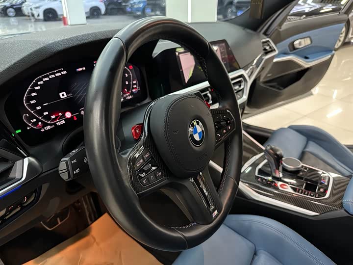 Фото 10 - BMW M3