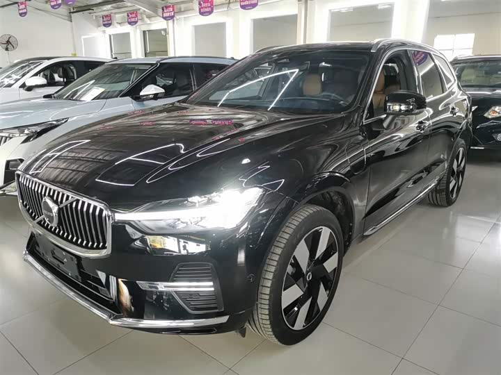 Фото 2 - Volvo XC60 Hybrid