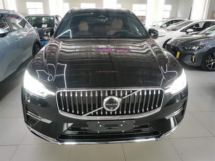 Фото 3 - Volvo XC60 Hybrid